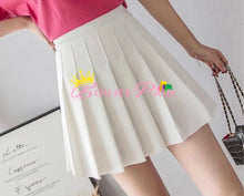 Load image into Gallery viewer, Solid Pleated Skirt
